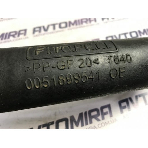 Трубка интеркулера Fiat Doblo 1.3 MJTD 2000-2010 0051899541